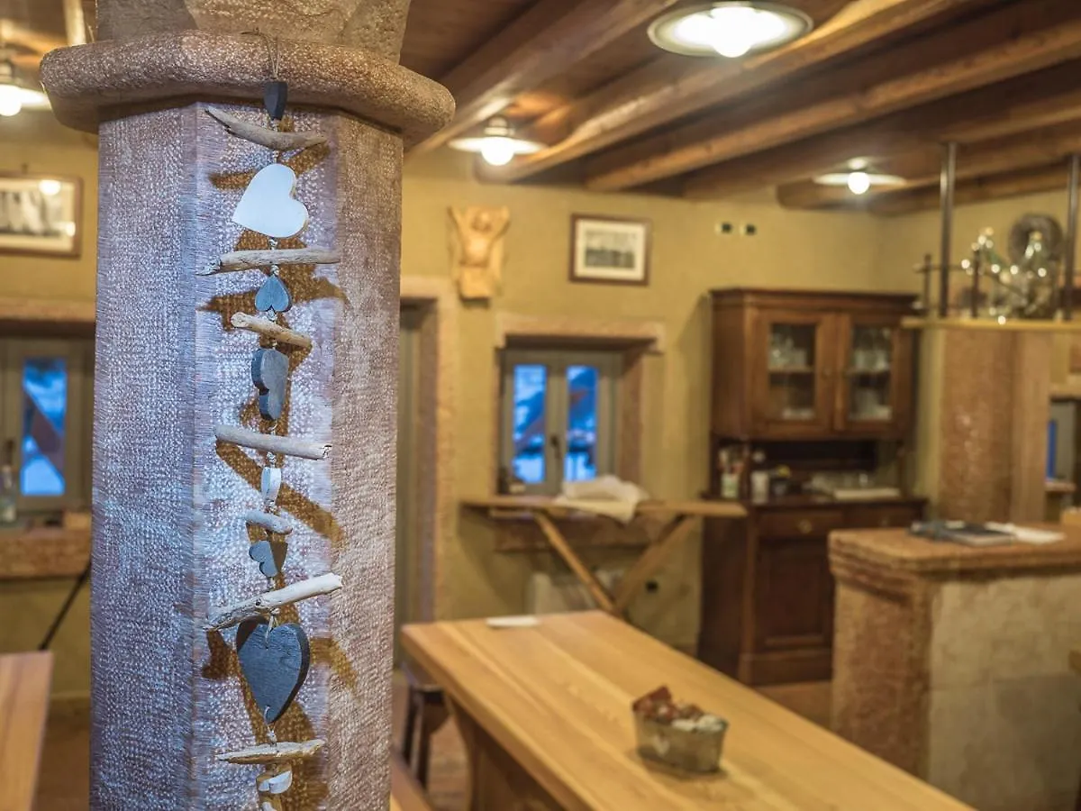 Locanda Rifugio Lausen Hotel Velo Veronese Italia